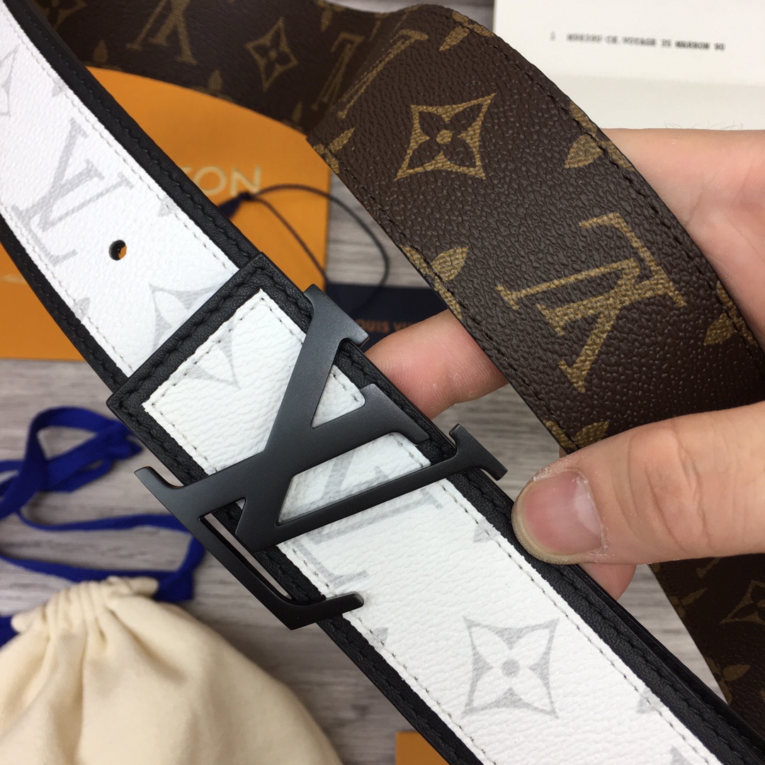 Louis Vuitton LOUIS VUITTON belt, LV circle 20MM reversible M0300 brown  black