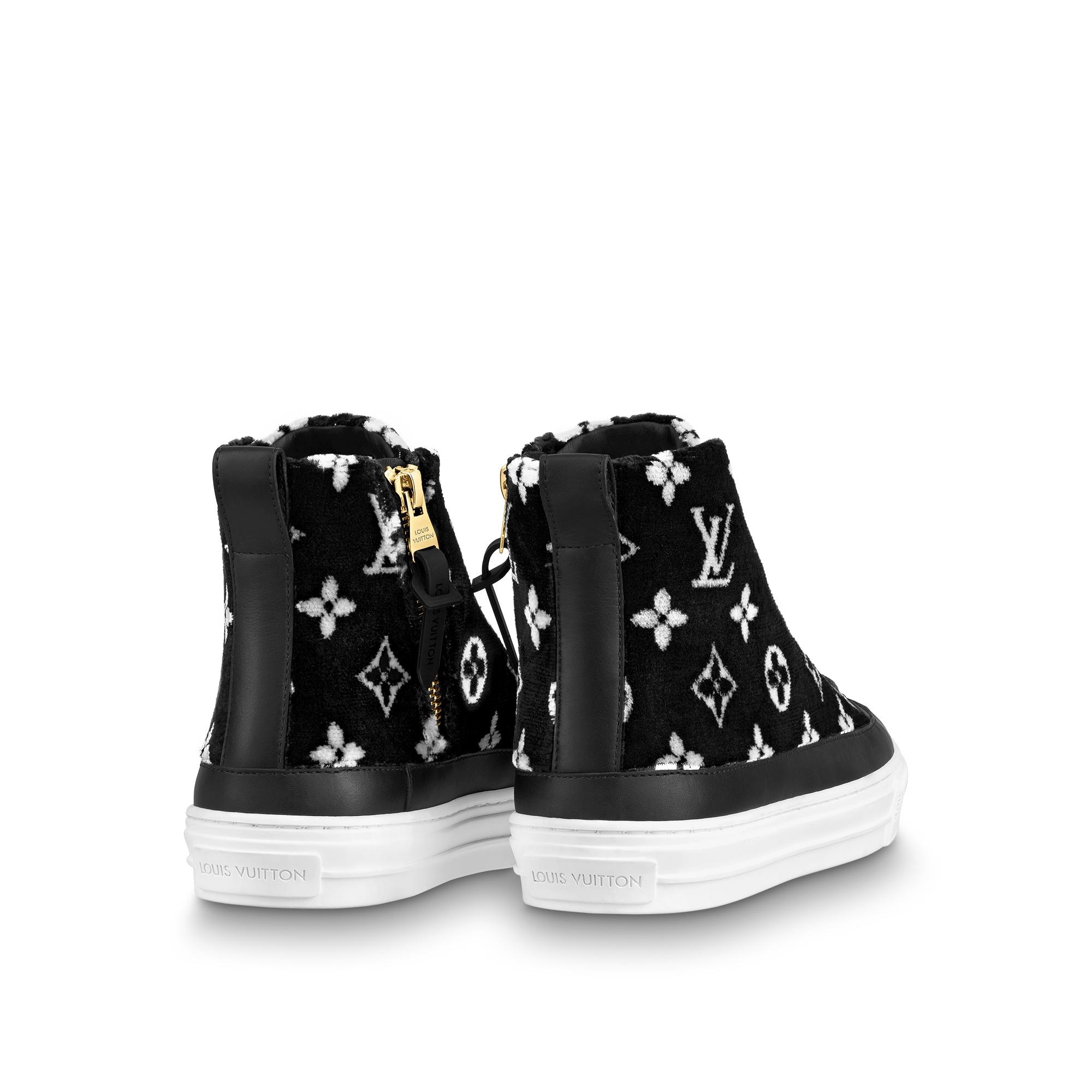 Trending Louis Vuitton Sneaker-Black (SH33) - KDB Deals