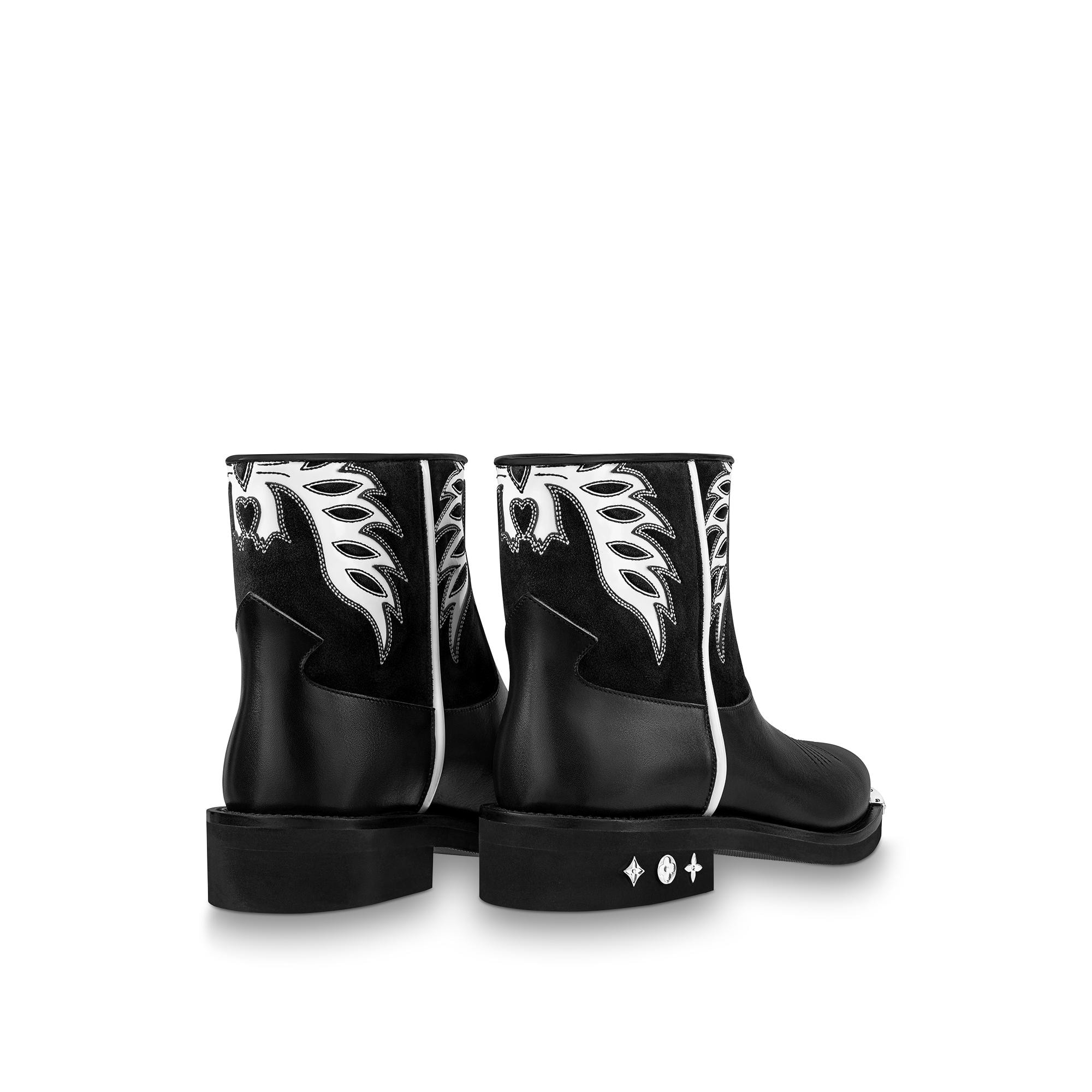 Louis Vuitton Canyon Black Boots