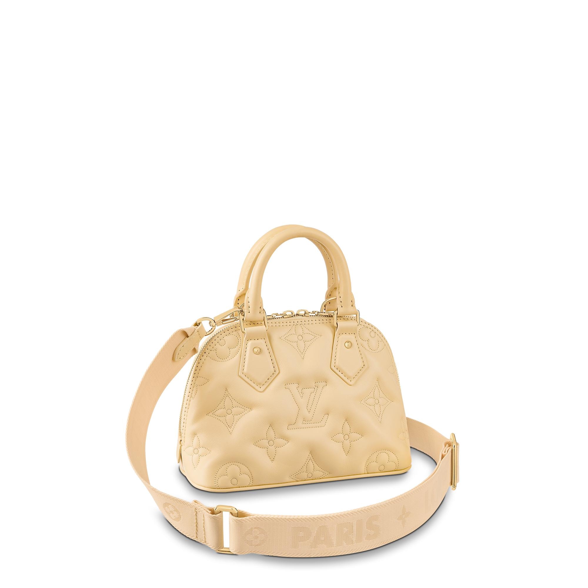 WHAT'S IN MY BAG? ✨ Louis Vuitton Alma BB