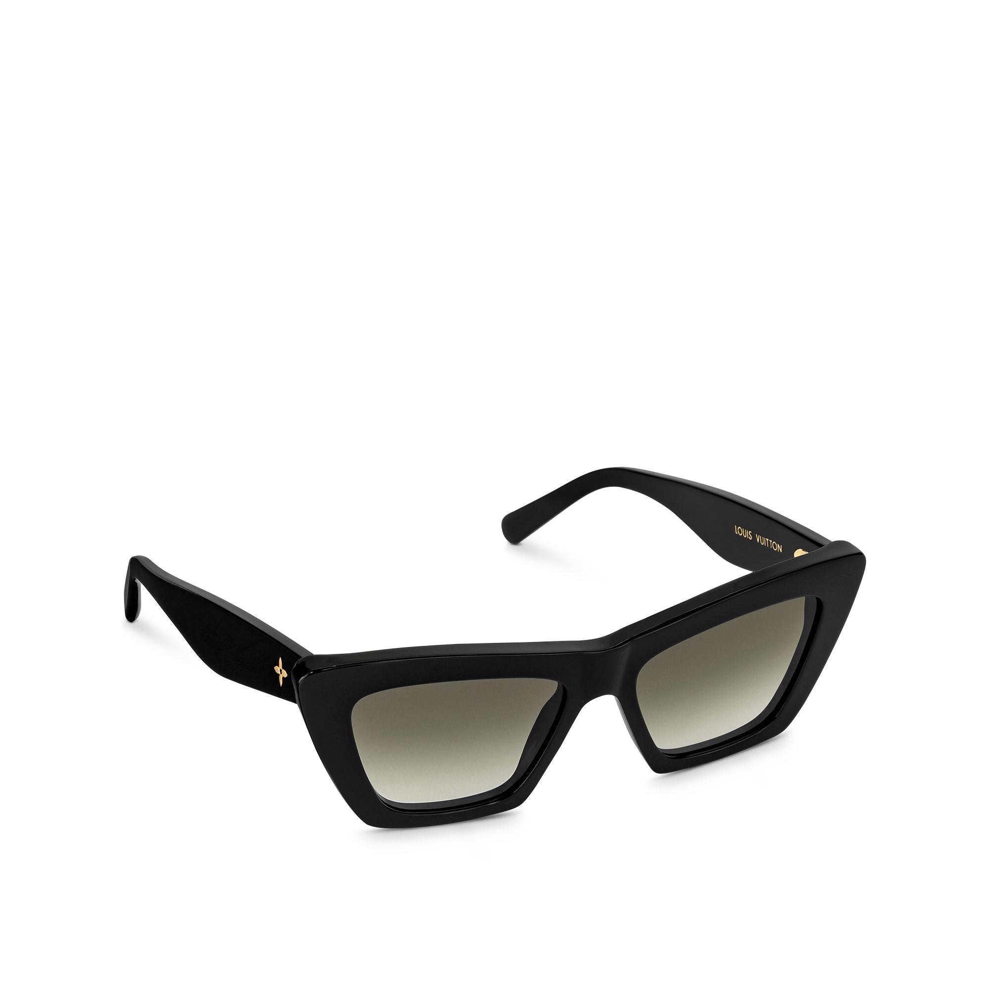 Louis Vuitton® LV Charm Cat Eye Sunglasses Gold. Size U