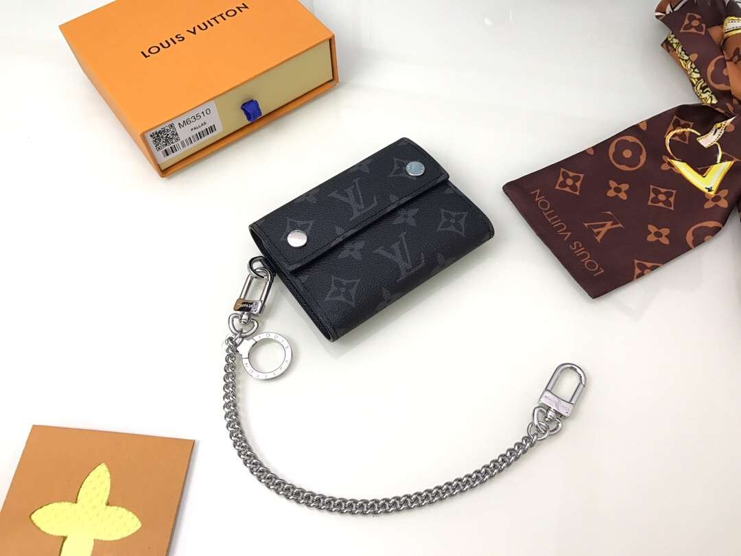 louis vuitton rivets chain wallet