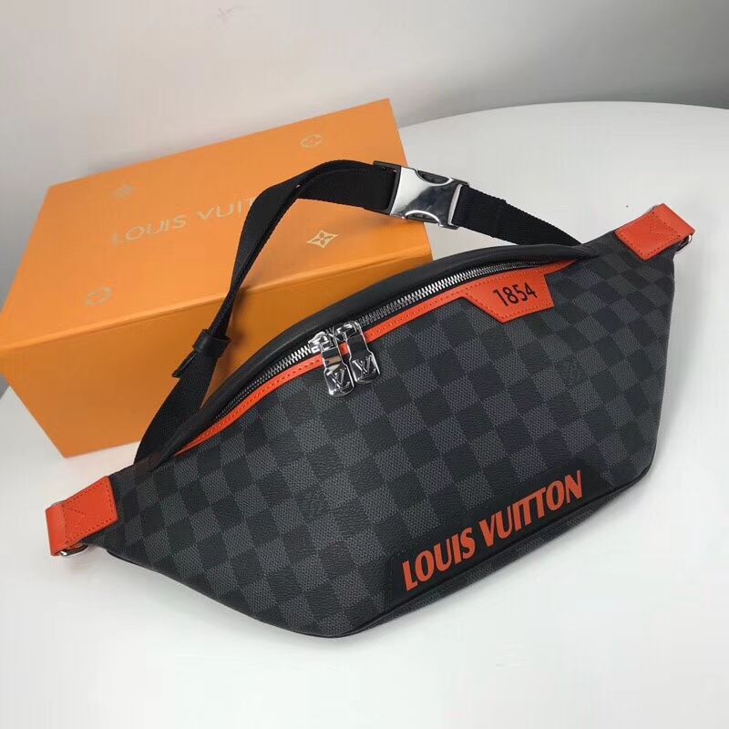 Louis Vuitton Discovery Bumbag PM Black Grey - NOBLEMARS